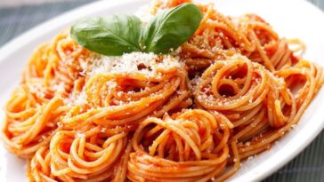 como cocinar unos ricos espaguetis a la napolitana