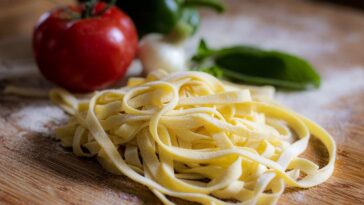 pasta huevo y parmesano