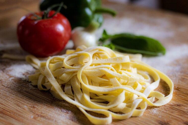 pasta huevo y parmesano