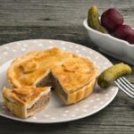 pastel picnic cerdo y queso