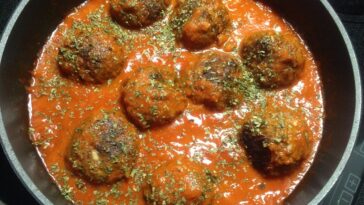 albondigas salsa