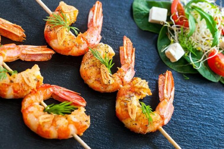 brochetas de gambas