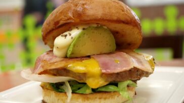 hamburguesa aguacate