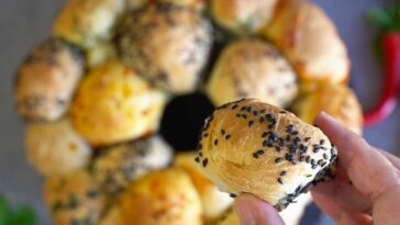 Pan de mono salado con hierbas: ingredientes y preparación