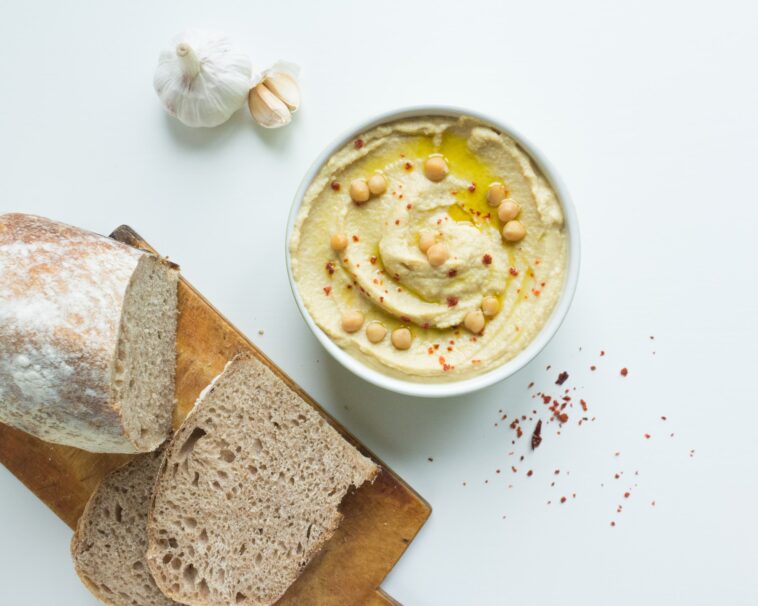 picatostes de humus de berenjena