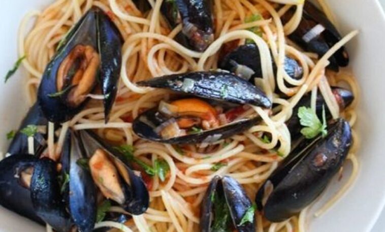 pasta con judias y mejillones