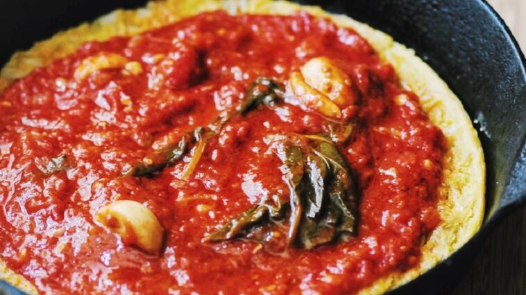 Farinata con tomates y queso crescenza: deliciosa receta vegetariana