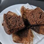 Tarta de chocolate con masa madre y peras: deliciosa receta