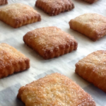 Galletas de crema de limón: galletas desmenuzables con un corazón suave