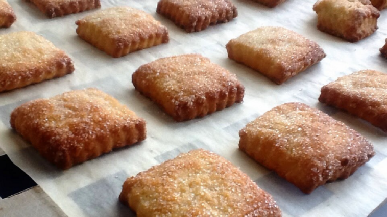 Galletas de crema de limón: galletas desmenuzables con un corazón suave