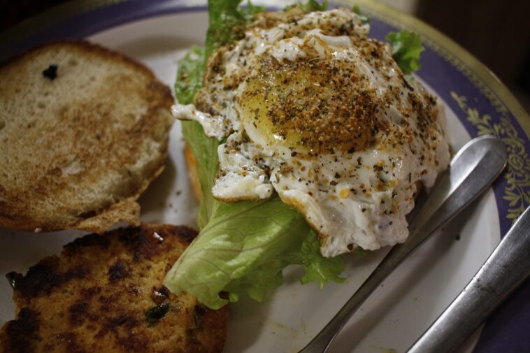 hamburguesa con huevo