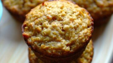 Muffins de zanahoria: receta salada con parmesano y nueces