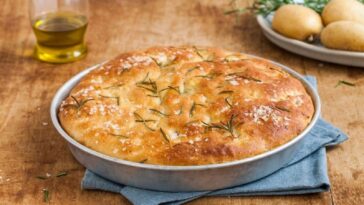 Focaccia al cucchiaio: receta rápida, fácil y sabrosa