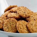 Galletas integrales con avena y chocolate: rústicas y sabrosas