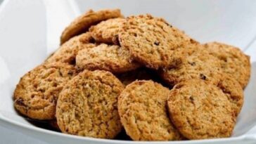 Galletas integrales con avena y chocolate: rústicas y sabrosas