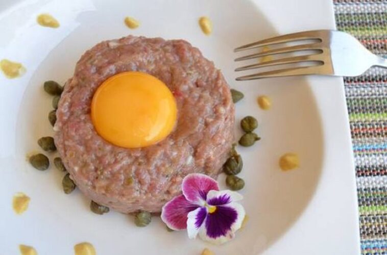 tartar de ternera con huevo